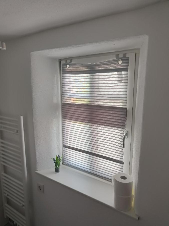 Apartments & Moeblierte Zimmer In Kahl Am Main, Kontaktloser Self Check-In, W-Lan, Schreibtisch, Duschbad, Kuechenzeile, Pkw-Plaetze エクステリア 写真